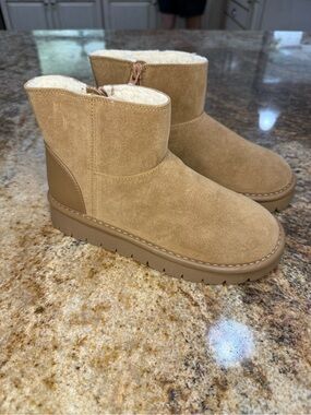 Cat & Jack Tan Girls Faux-Suede Zip Ankle Boots